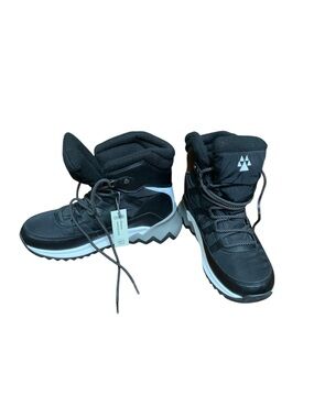 Cougar Winter boots.